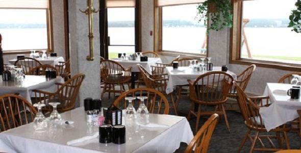 Baraga Lakeside Inn Buitenkant foto